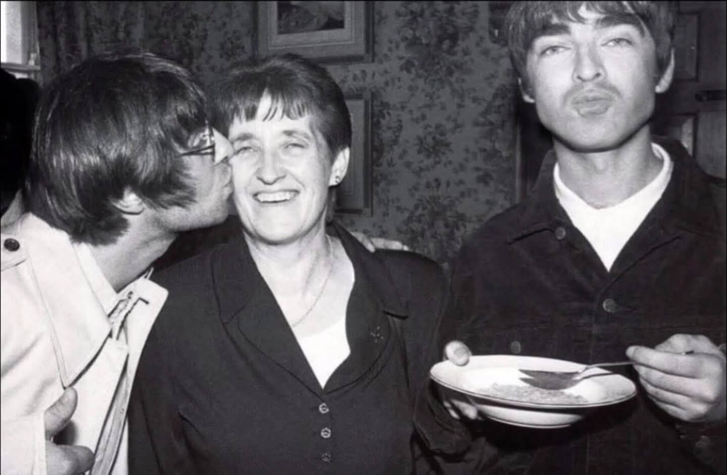 La mamá de los Gallagher impulsó la reunión de Oasis